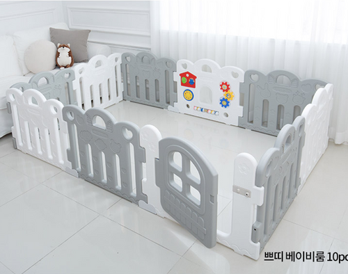 10 Panel Petite Baby Room/ fence